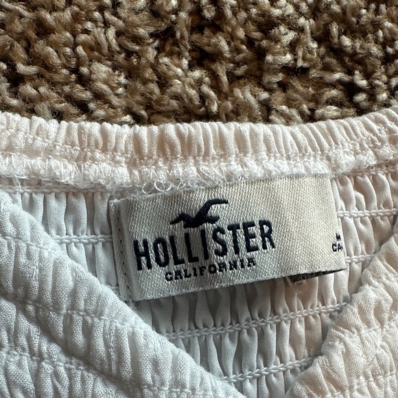 Hollister White Peplum Smocked Puff Sleeve Top - Picture 2 of 2